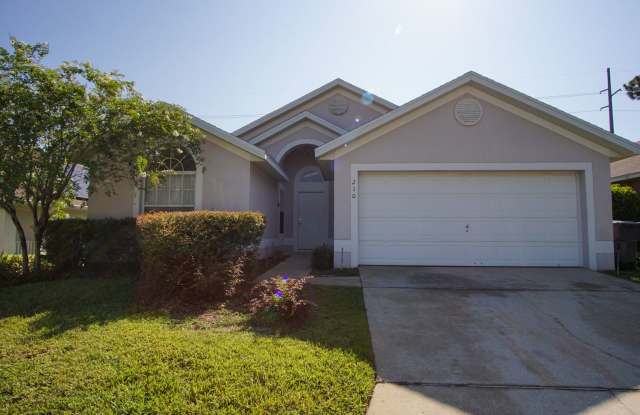 Pool Home in Florida Pines | Pool Service Included Gallery 1
