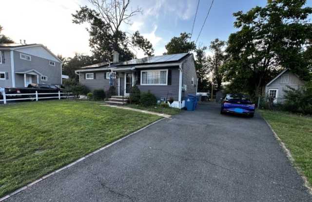 5 Nicholas Dr - 5 Nicholas Drive, Old Bridge, NJ 08857