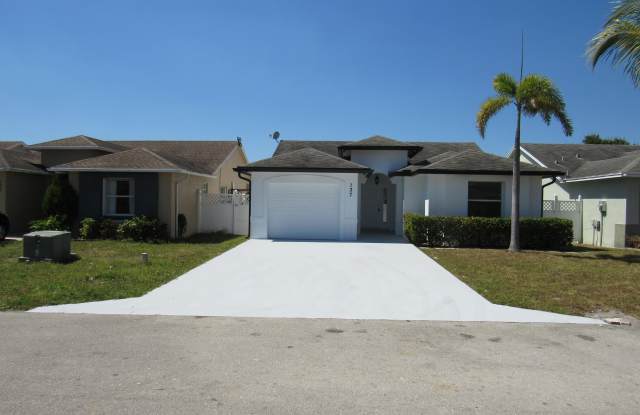 137 Vanessa Street - 137 Vanessa Street, Palm Springs, FL 33461 137 Vanessa Street - 137 Vanessa Street, Palm Springs, FL 33461