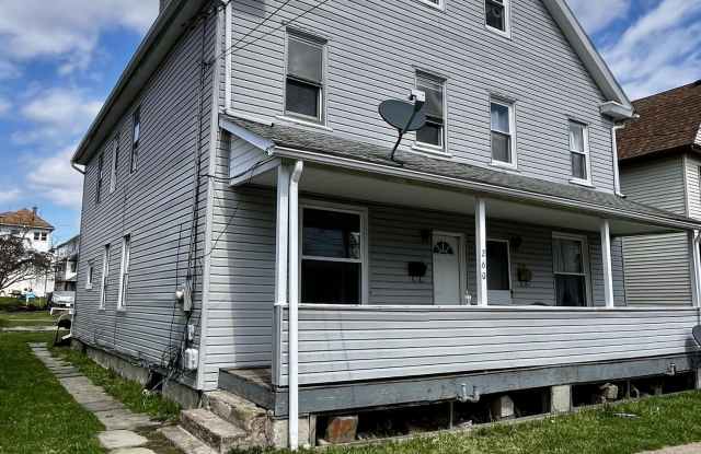 260 E Green Street photos photos