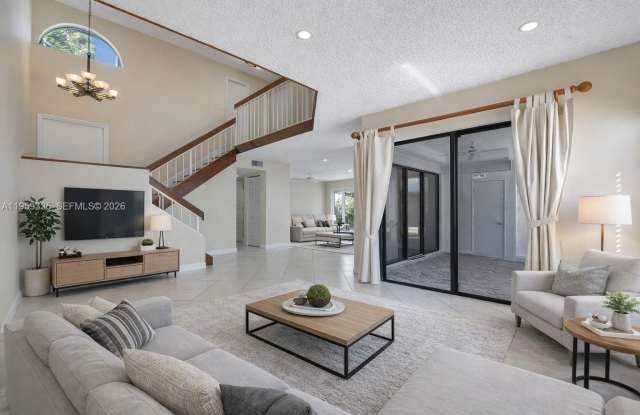 1301 SW 124th Ct - 1301 Southwest 124th Court, Tamiami, FL 33184