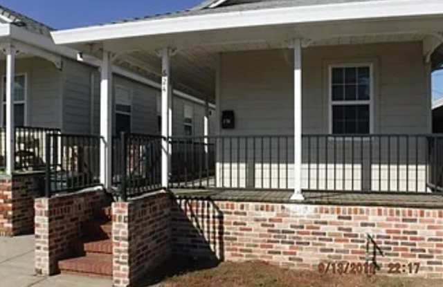 624 B Street - 624 B Street, Marysville, CA 95901