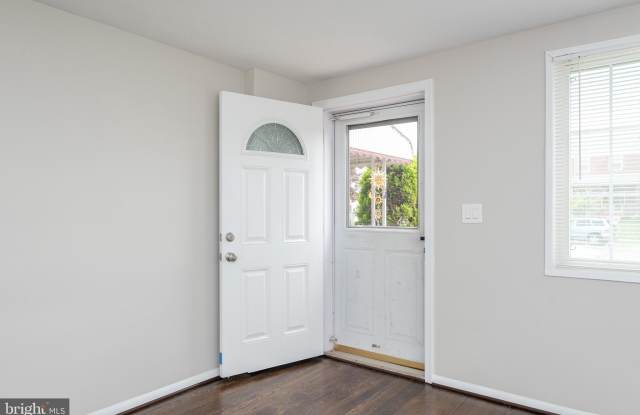 7860 SAINT MONICA DRIVE Gallery 4