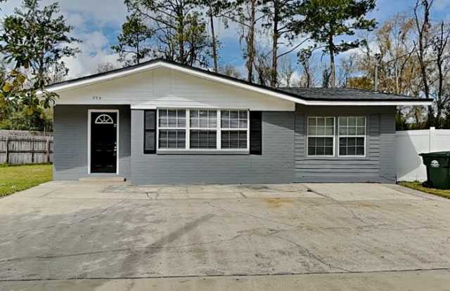 859 Floyd Circle North - 859 Floyd Circle North, Orange Park, FL 32073