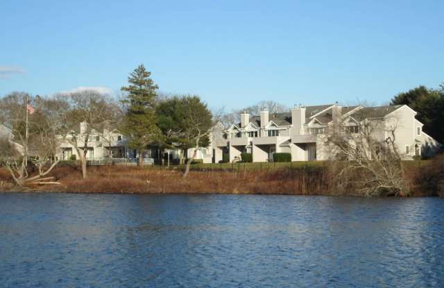 34 Montauk Highway photos photos
