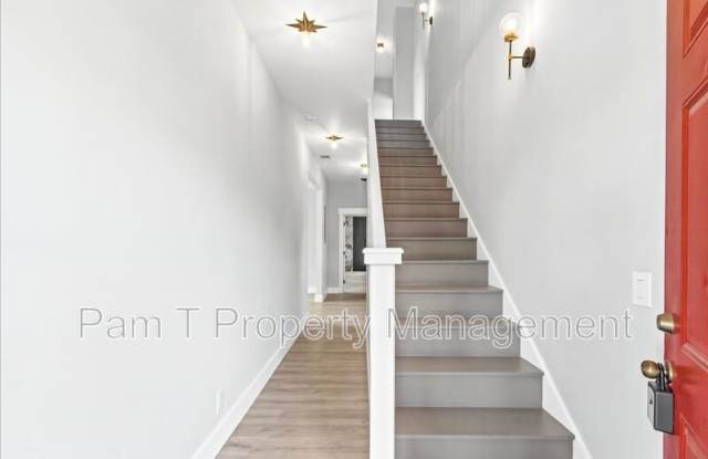 3205 Burroughs St Gallery 4