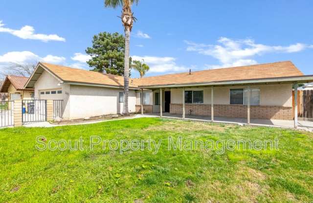 26158 Hemet Street Gallery 3