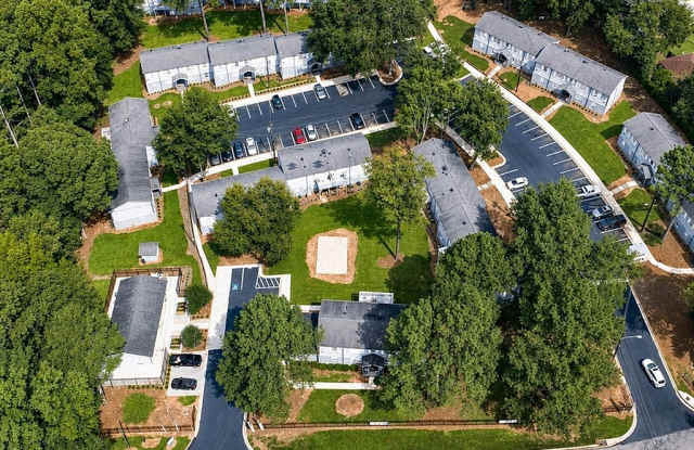 Kasteel at Stone Mountain Gallery 2