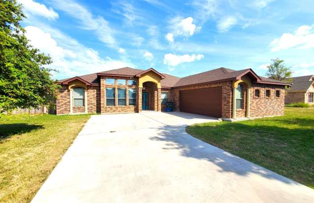 409 Silver Sage - 409 Silver Sage Drive, Del Rio, TX 78840