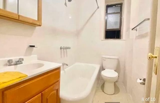 1365 West 7th Street - 1365 West 7th Street, Brooklyn, NY 11204