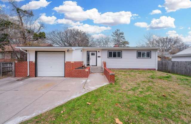 1520 N Yale Blvd - 1520 North Yale Boulevard, Wichita, KS 67208