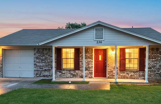 AVAILABLE NOW! - 236 Blanket Drive, Copperas Cove, TX 76522