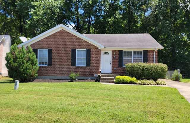 Charming 3-Bedroom, 2-Bath On A Quiet Cul-De-Sac photos photos