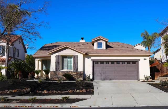 Beautiful Single Story 4 Bedroom in Shadow Lakes! photos photos