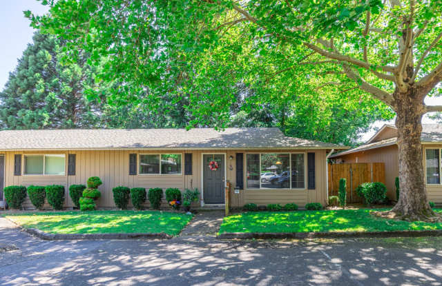 Two bedroom condo in Washougal - Includes Central AC photos photos