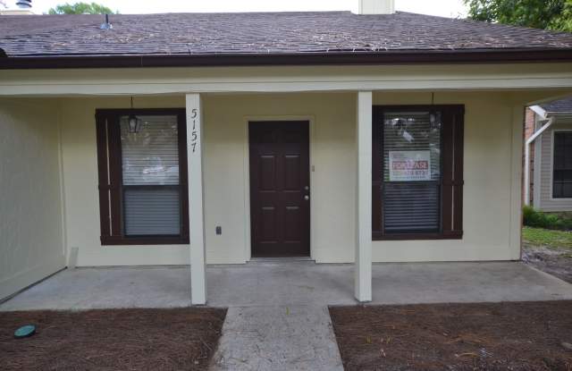 Newly Renovated 3 bedroom, 2 bath duplex conveniently located in Cumberland Cove photos photos