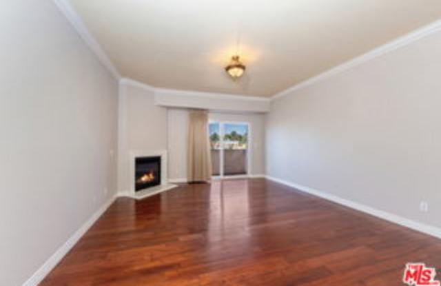 11547 Rochester Avenue photos photos