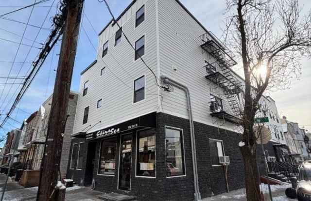 136 Elm St Gallery 1