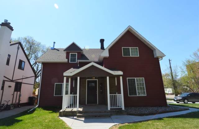 95 4th Ave photos photos