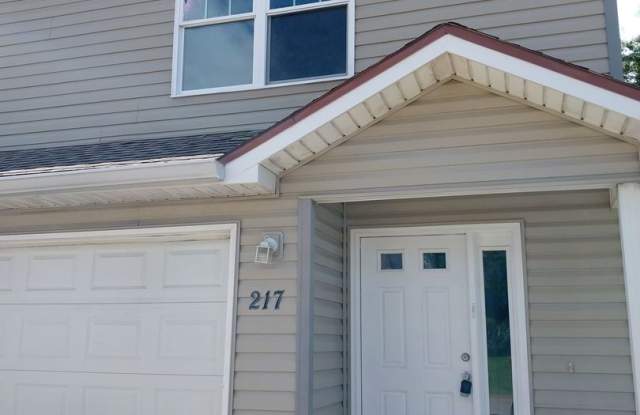 Gorgeous 3 Bedroom 2 Bath Townhome photos photos