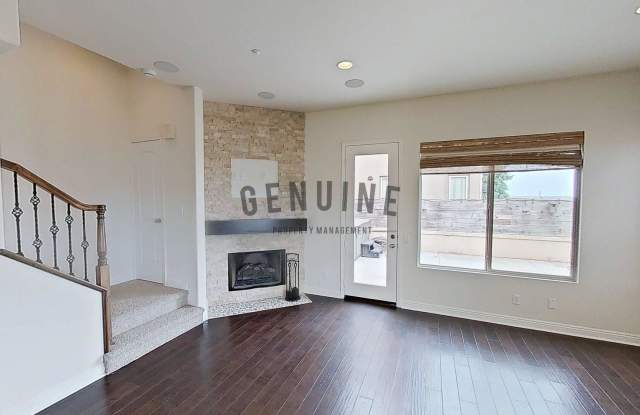 Spacious 3Bd 2.5Ba 2 Story Home w/ Fabulous Views photos photos