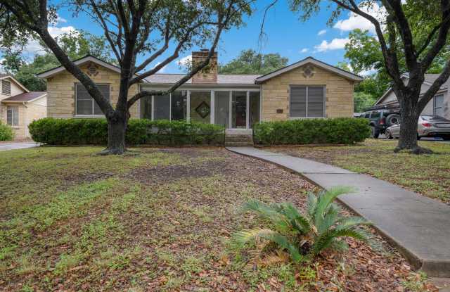 215 Calumet Pl - 215 Calumet Place, San Antonio, TX 78209