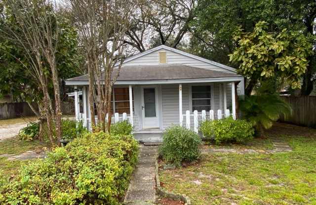 2710 E. Annie St - 2710 East Annie Street, Tampa, FL 33612