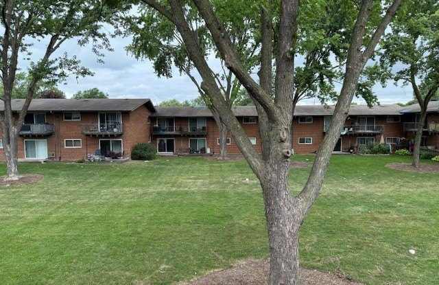 1500 S Busse Road unit: 2D photos photos