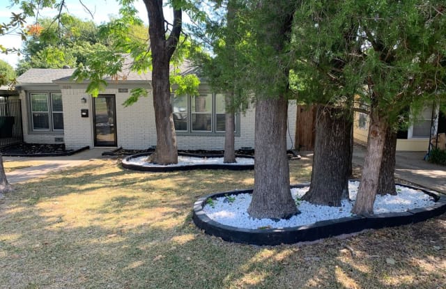 3129 Bigham - 3129 Bigham Boulevard, Fort Worth, TX 76116