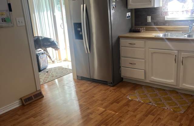 6331 Broughton Avenue photos photos