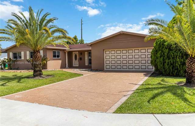 10260 SW 108th St photos photos