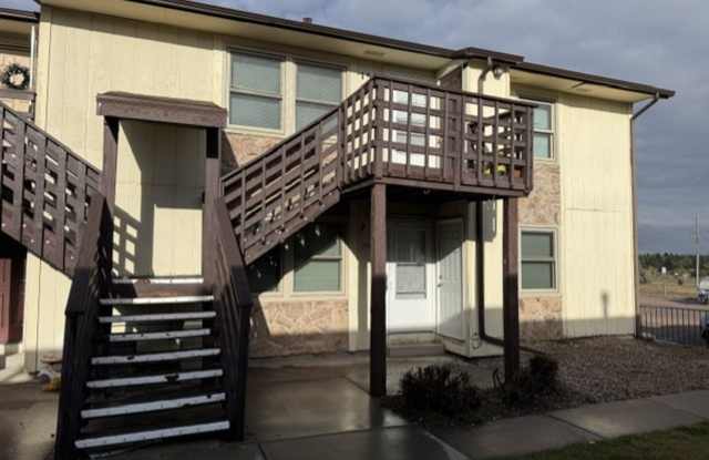 Trent Court 1532 Gallery 1