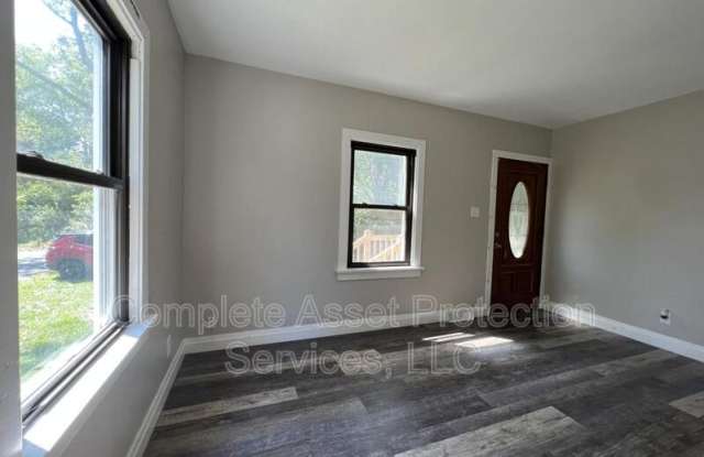 6079 Madison Street - 6079 Madison Street, Merrillville, IN 46410