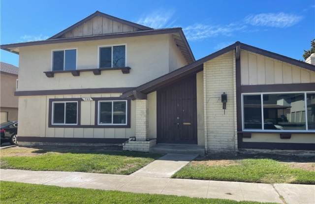 760 N Adele Street photos photos