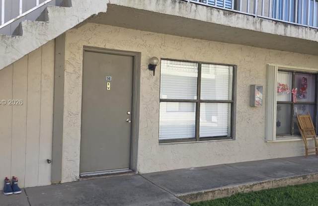 15304 SW 72nd St photos photos