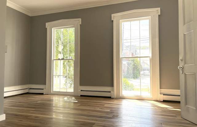 709 Church Street unit: 1 photos photos