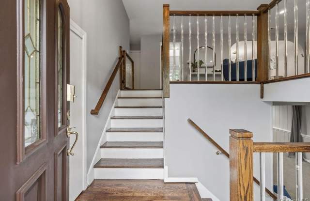 44 Palisades Court Gallery 4