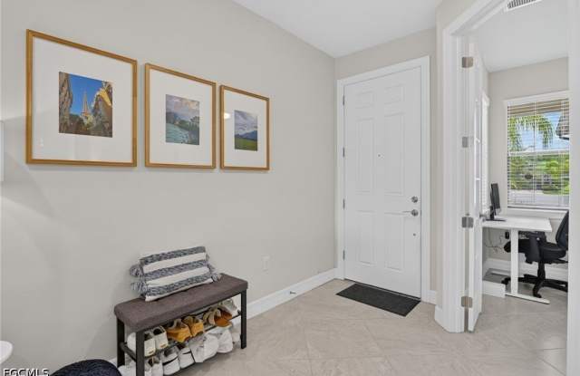 12056 Westmoreland Way Gallery 4