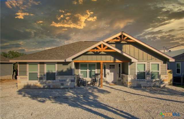 1139 Cedar Bend photos photos