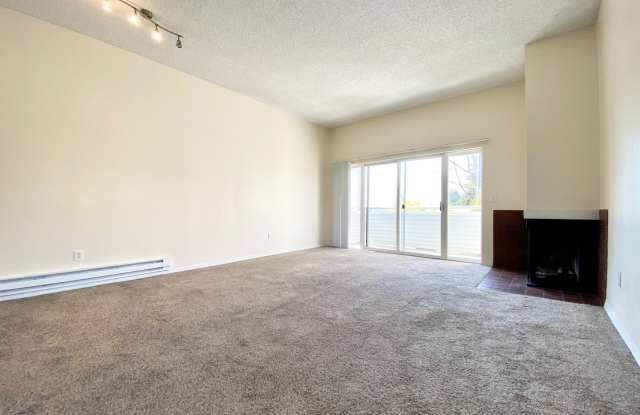 Market Street Apartments 2 bedroom 2 bath photos photos