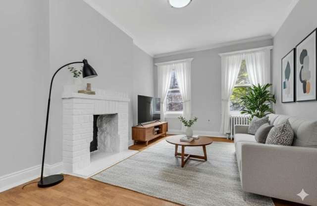 96 Christopher Street photos photos