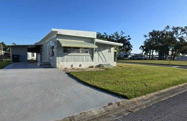 303 50th Ave. West photos photos