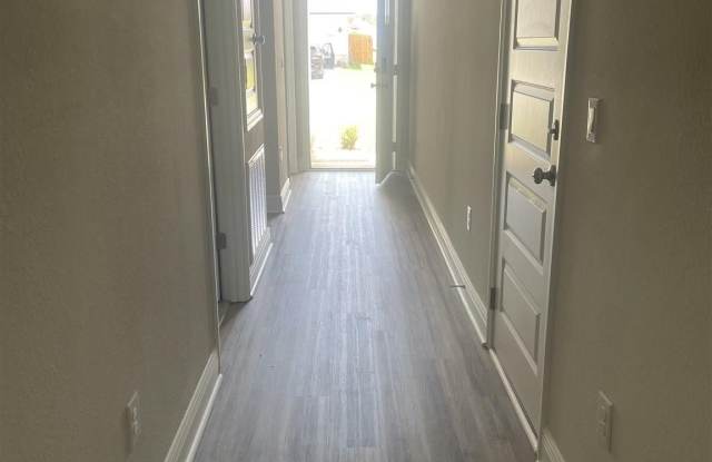 8178 Fox Hunt Dr Gallery 3