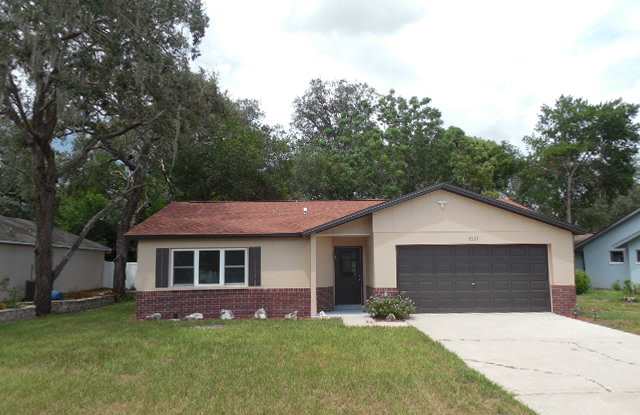 7321 Lindhurst St photos photos
