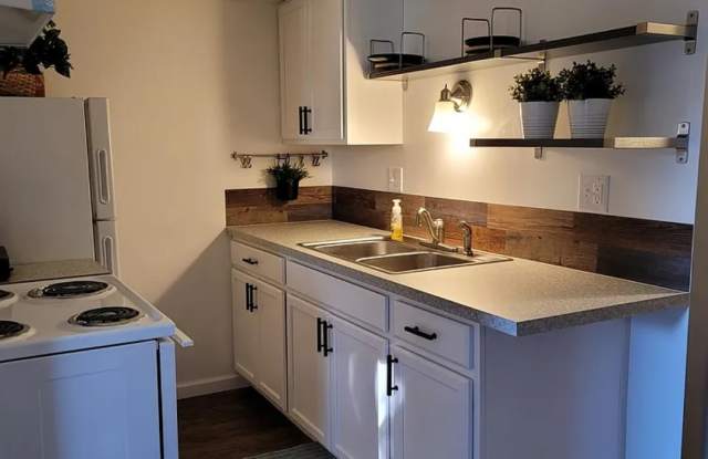 1714 Madison St - 1714 Madison Street, Decatur, IN 46733 1714 Madison St - 1714 Madison Street, Decatur, IN 46733