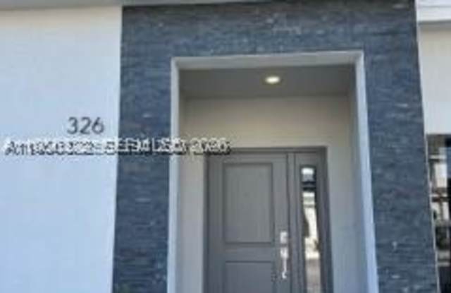 326 NE 1st Dr photos photos