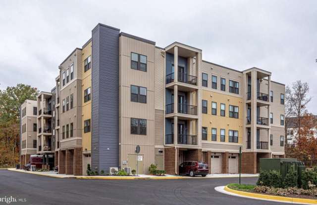 43095 WYNRIDGE DRIVE - 43095 Wynridge Drive, Broadlands, VA 20148