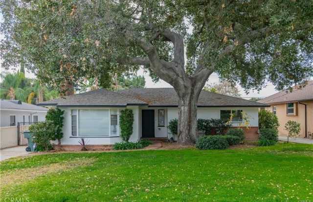 2500 Las Lunas Street - 2500 Las Lunas Street, Pasadena, CA 91107