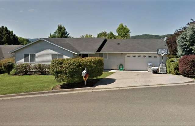 Great 3 Bedroom Home in Green! photos photos