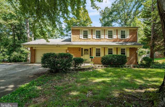 8916 BRAEBURN Drive Gallery 1